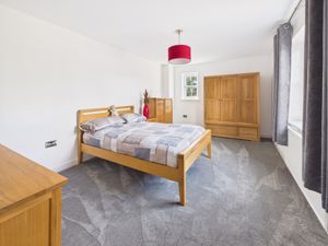 Bedroom- click for photo gallery